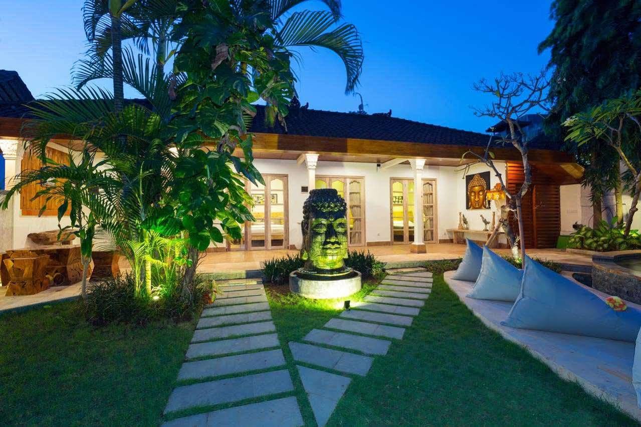 Bed and Breakfast Bale Seminyak Exterior foto