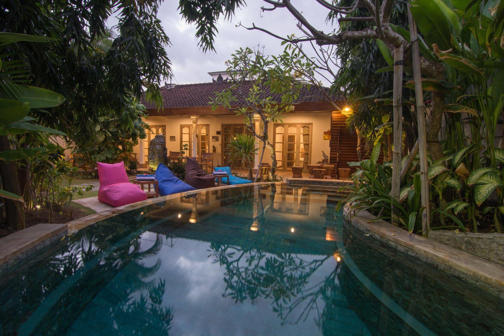Bed and Breakfast Bale Seminyak Exterior foto