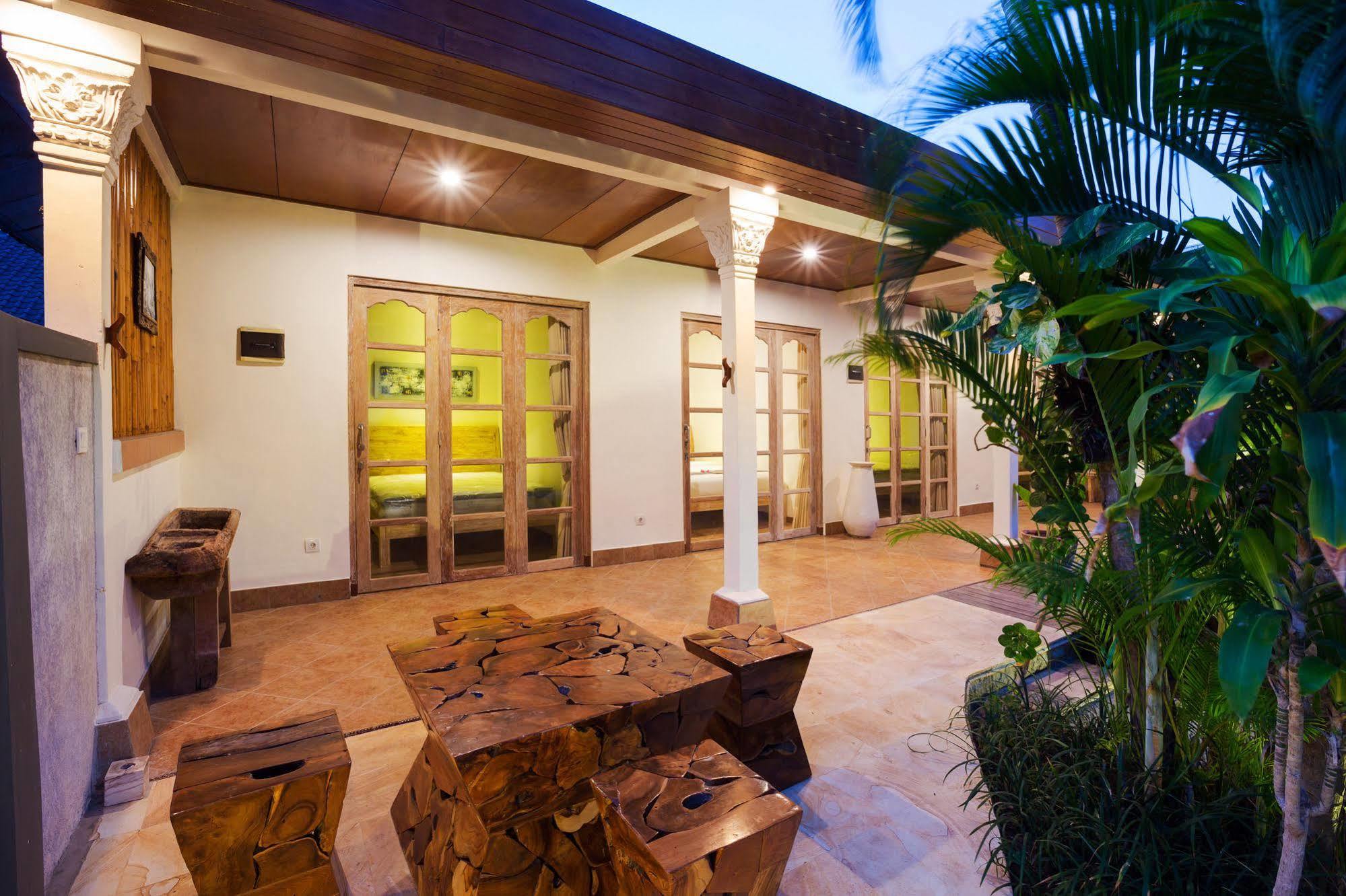 Bed and Breakfast Bale Seminyak Exterior foto