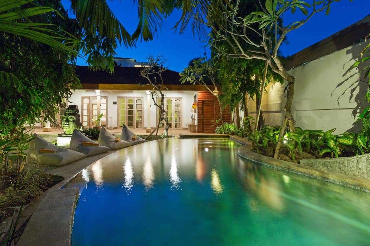 Bed and Breakfast Bale Seminyak Exterior foto